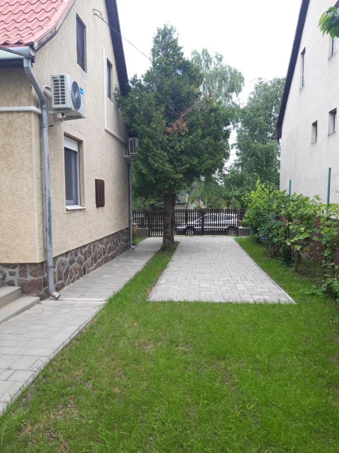 Arany Apartman Zsory Mezőkövesd Esterno foto